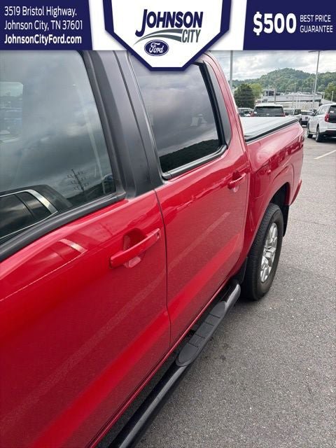 Used 2022 Nissan Frontier SV AWD/4WD image 11