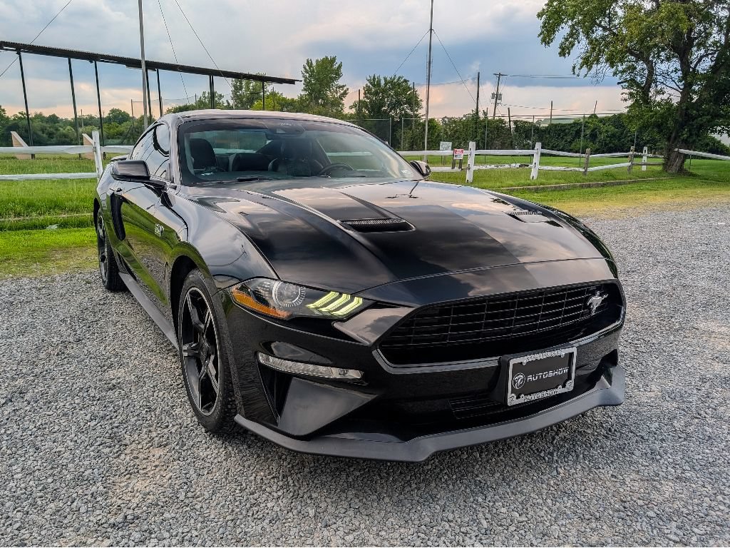 Used 2020 Ford Mustang GT Premium w/ California Special Package RWD image 3