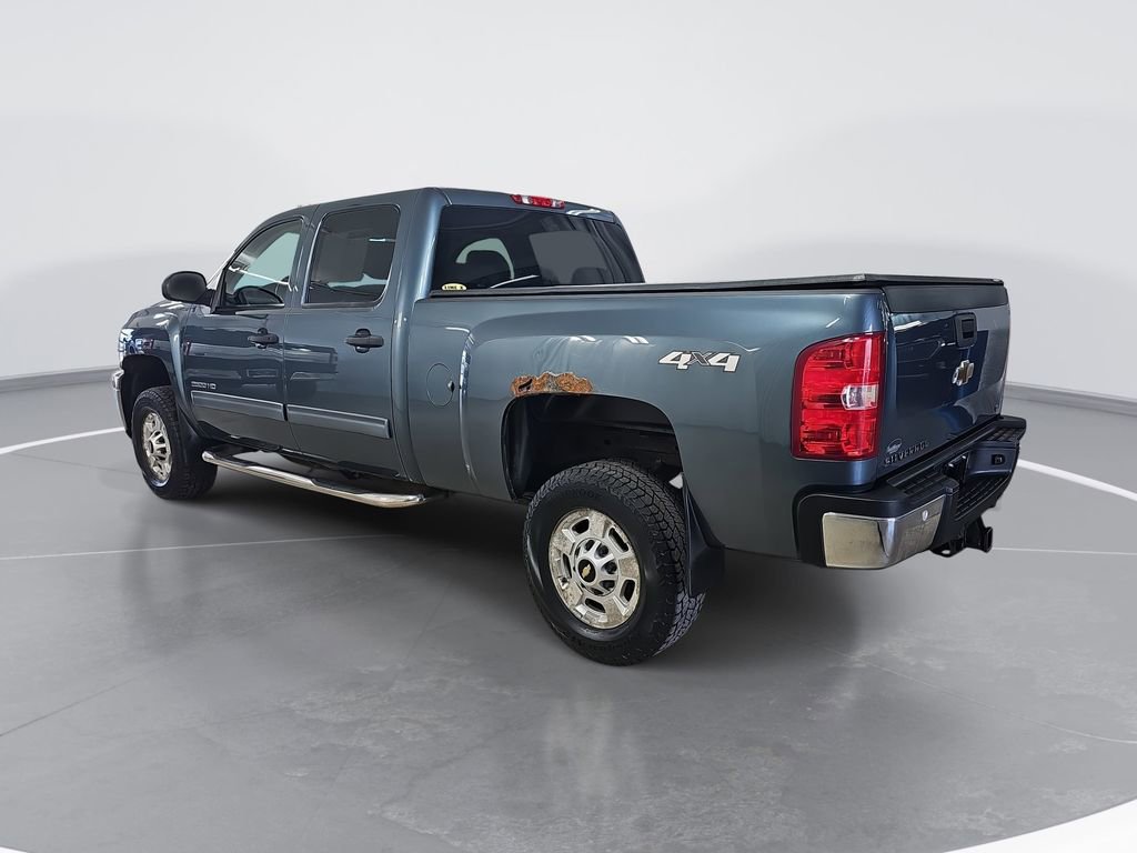 Used 2011 Chevrolet Silverado 2500 LT w/ Interior Plus Package image 10