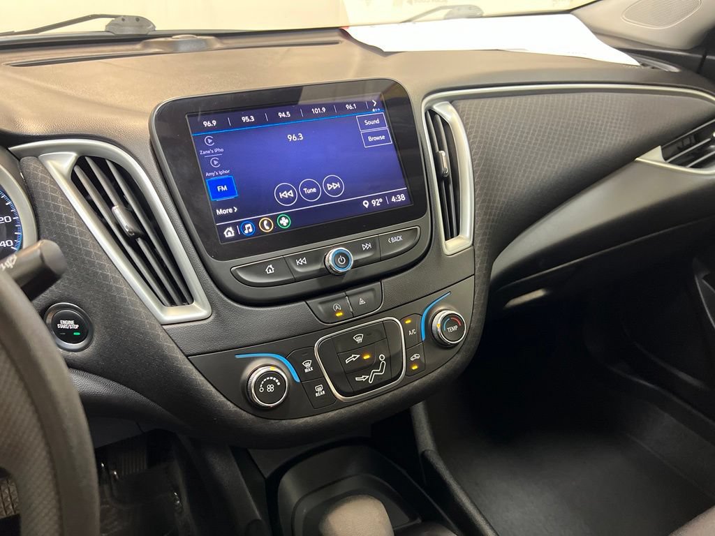 Used 2023 Chevrolet Malibu LS FWD image 23