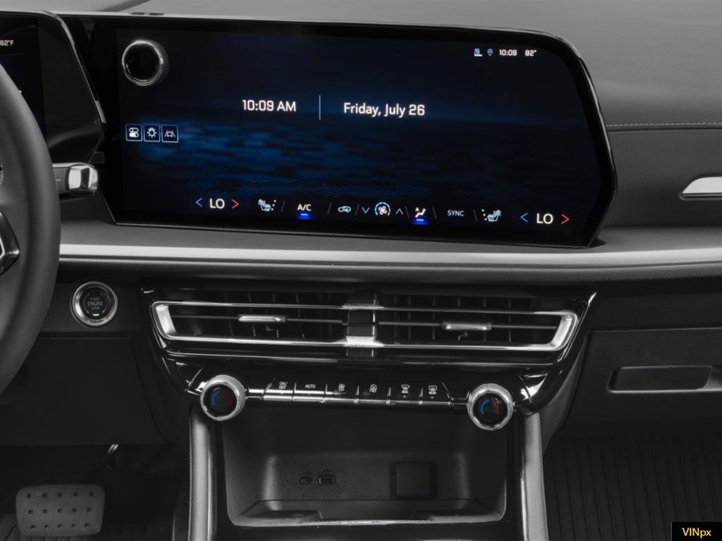 New 2026 Chevrolet Traverse LT w/ Driver Confidence Package AWD/4WD image 13