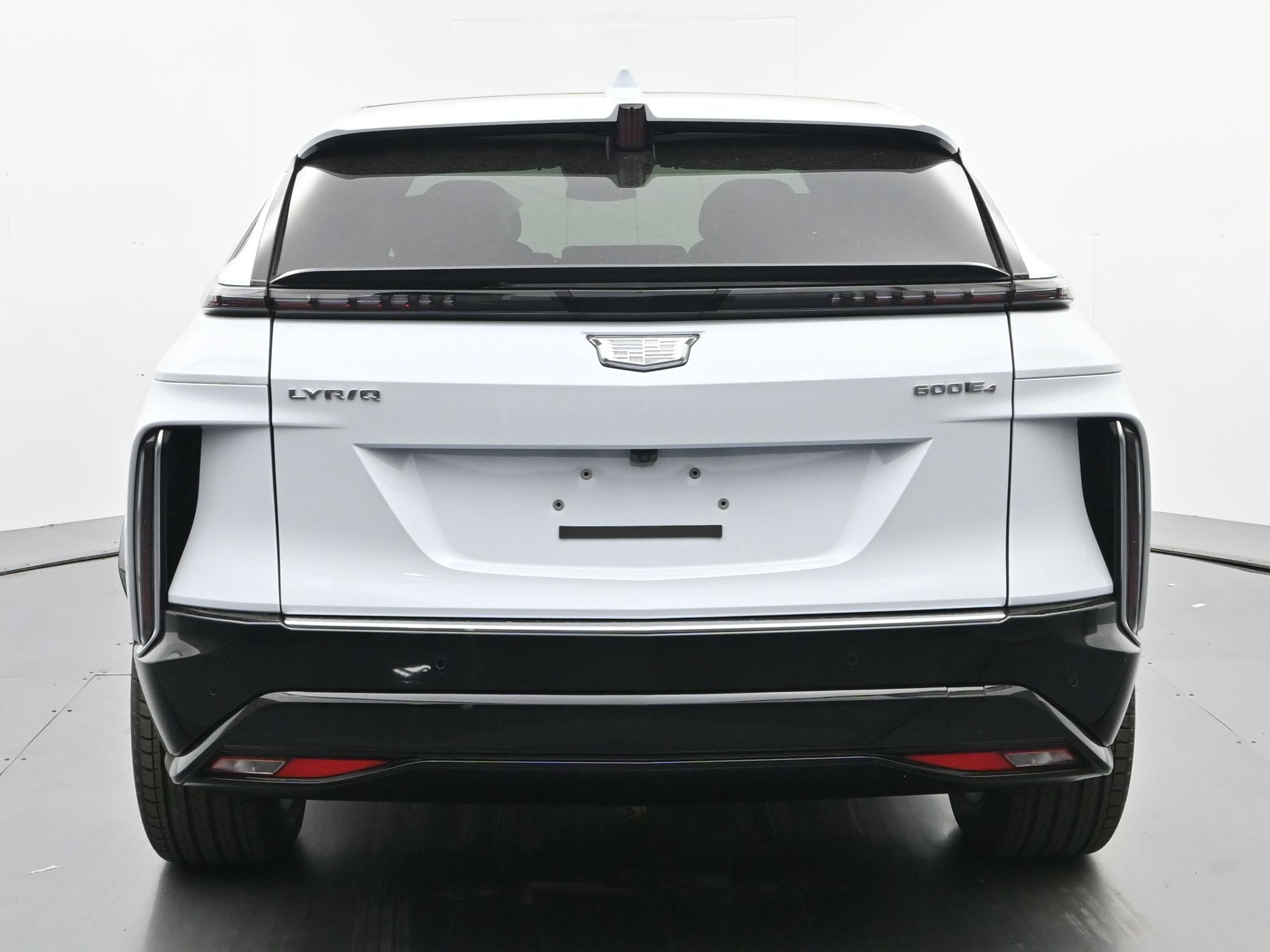 New 2026 Cadillac Lyriq Luxury w/ LPO, Floor Liner Package AWD/4WD image 4