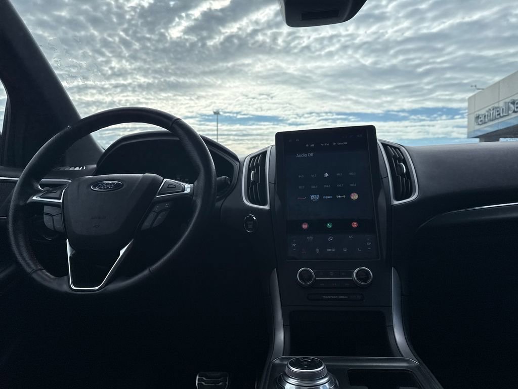 Used 2022 Ford Edge ST-Line image 15