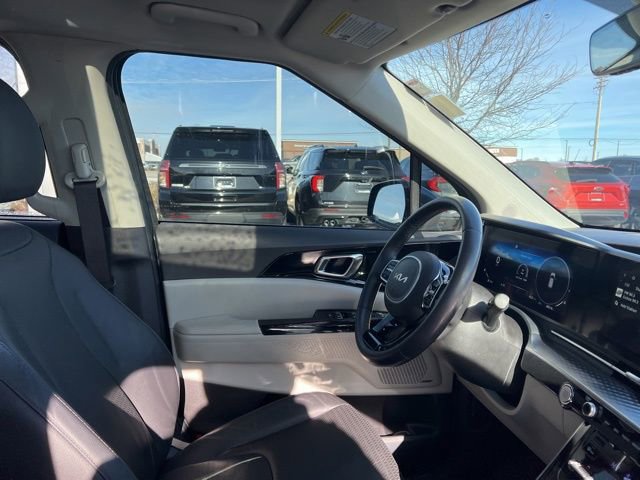 Certified 2024 Kia Carnival SX Prestige image 42