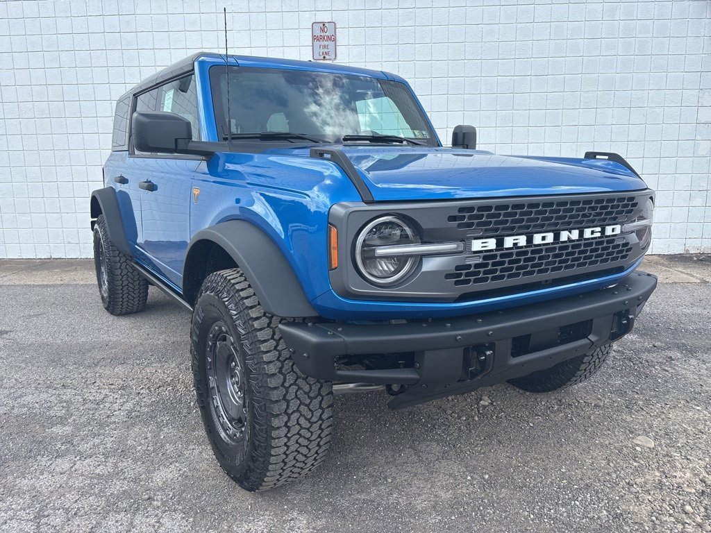 New 2025 Ford Bronco Badlands w/ Sasquatch Package image 3