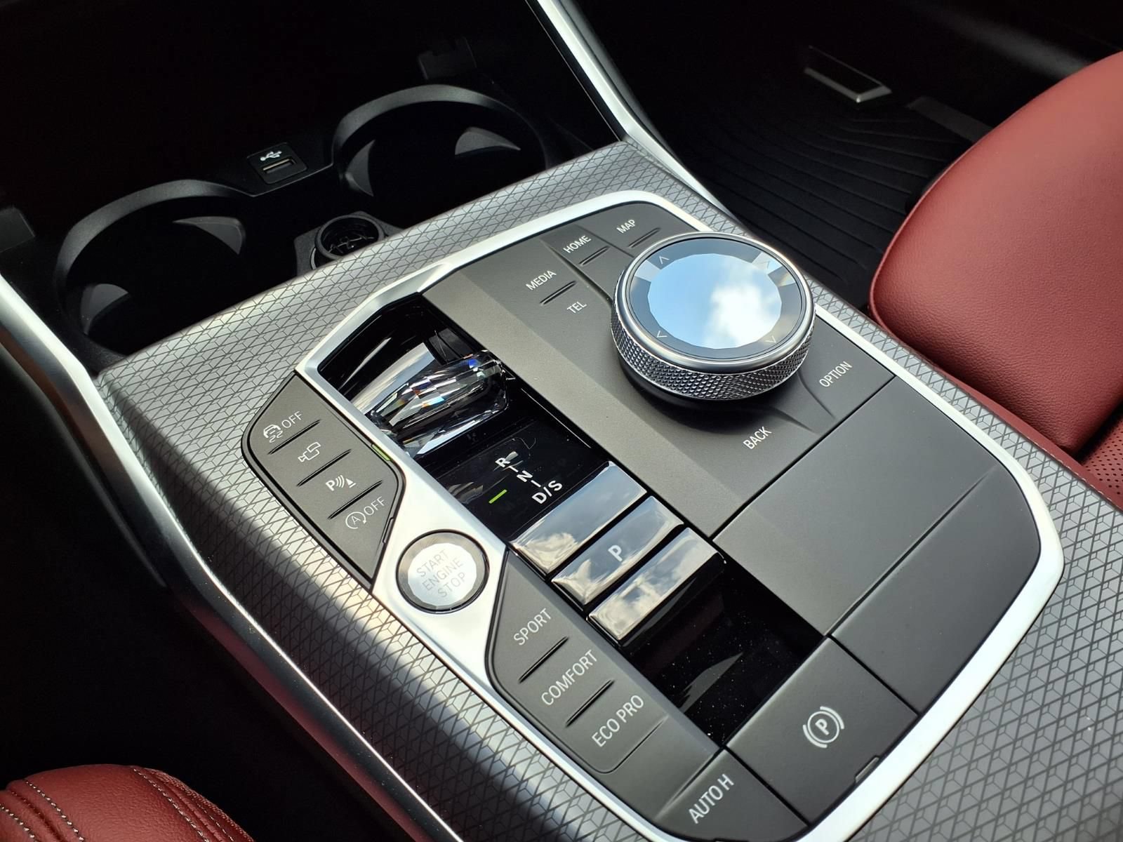 Used 2026 BMW 330i Sedan w/ Premium Package RWD image 23
