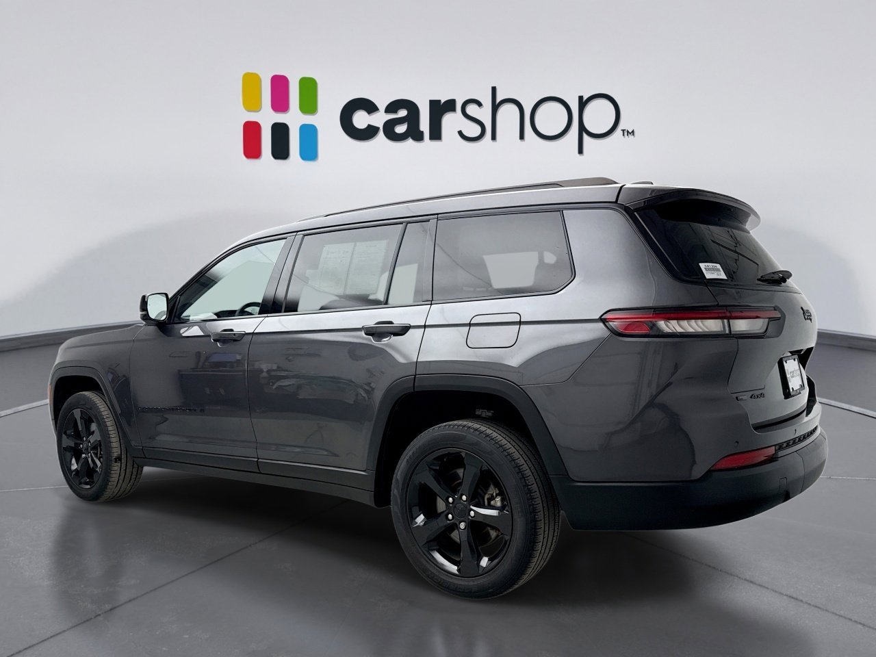 Used 2023 Jeep Grand Cherokee L Limited w/ Black Appearance Package image 3