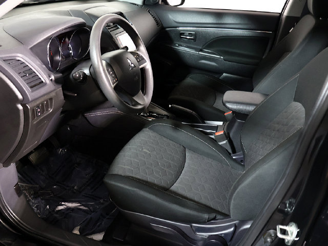 Used 2025 Mitsubishi Outlander Sport ES AWD/4WD image 12