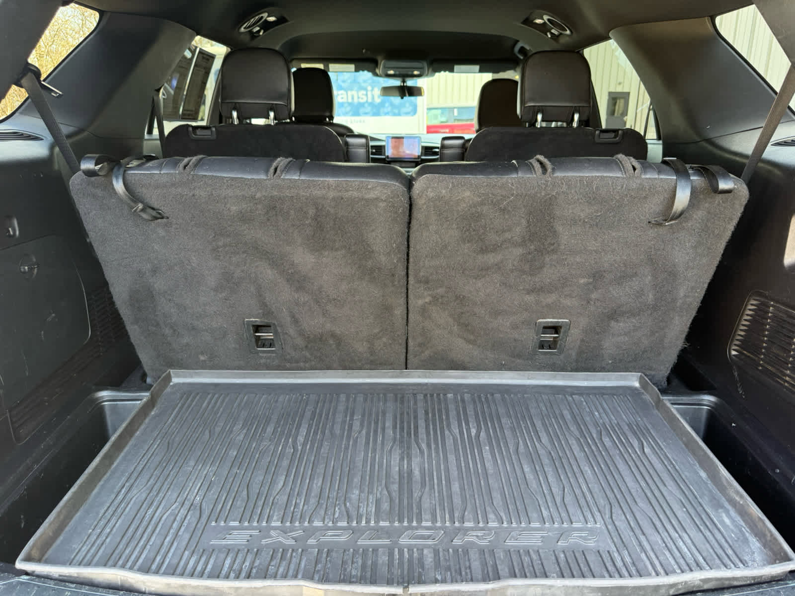 Used 2020 Ford Explorer XLT w/ Equipment Group 202A image 7