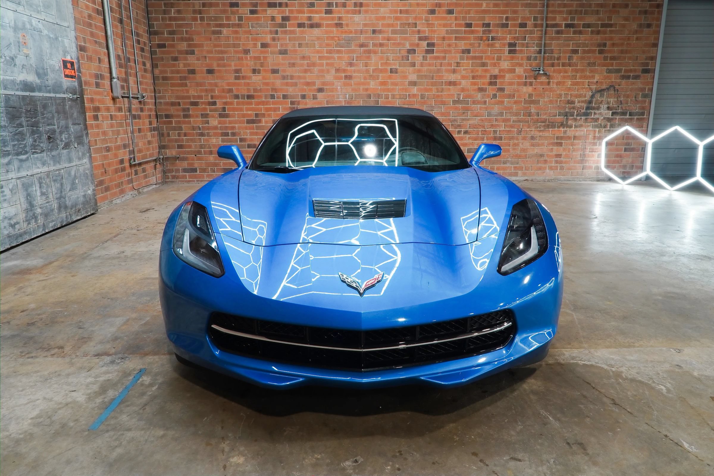 Used 2014 Chevrolet Corvette Stingray Convertible w/ 3LT Preferred Equipment Group RWD image 5