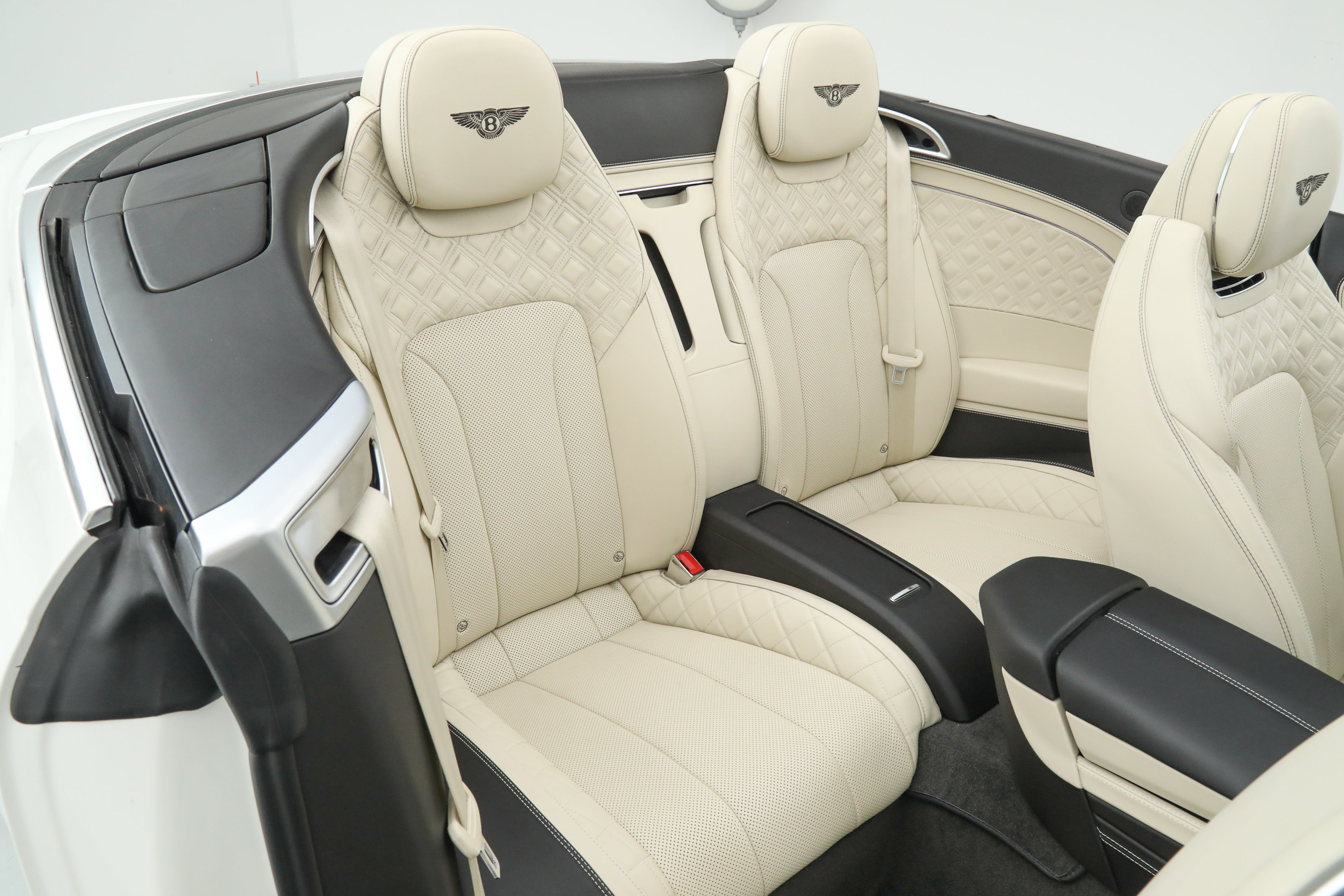 Used 2022 Bentley Continental GT AWD/4WD image 19