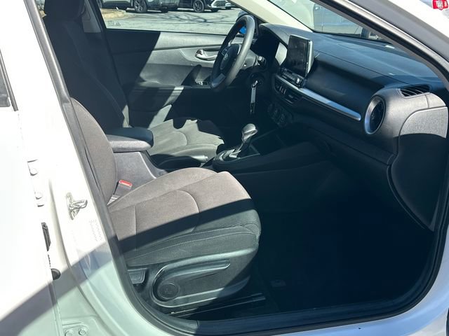 Used 2020 Kia Forte Sedan image 11