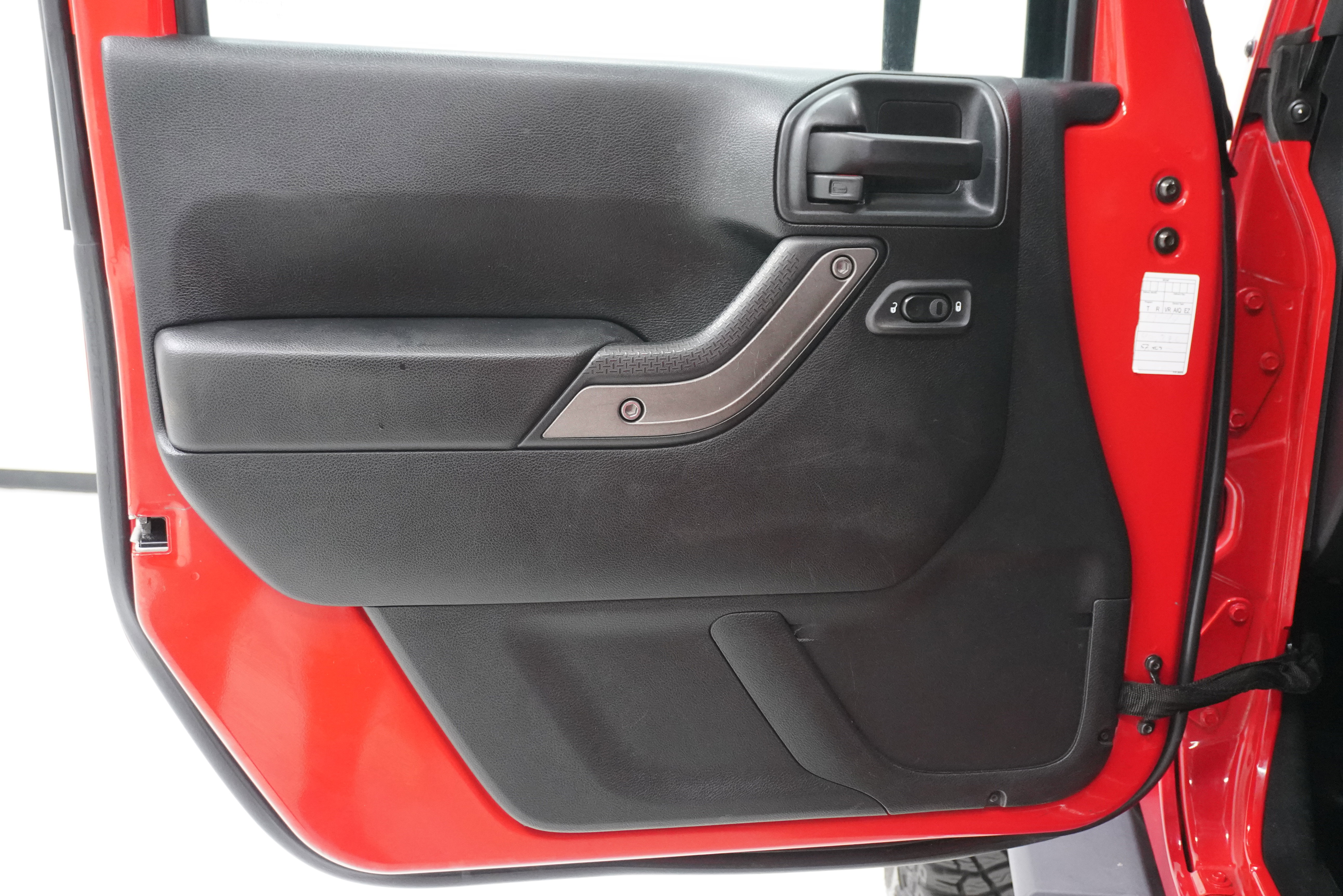 Used 2018 Jeep Wrangler Unlimited Sport S image 16