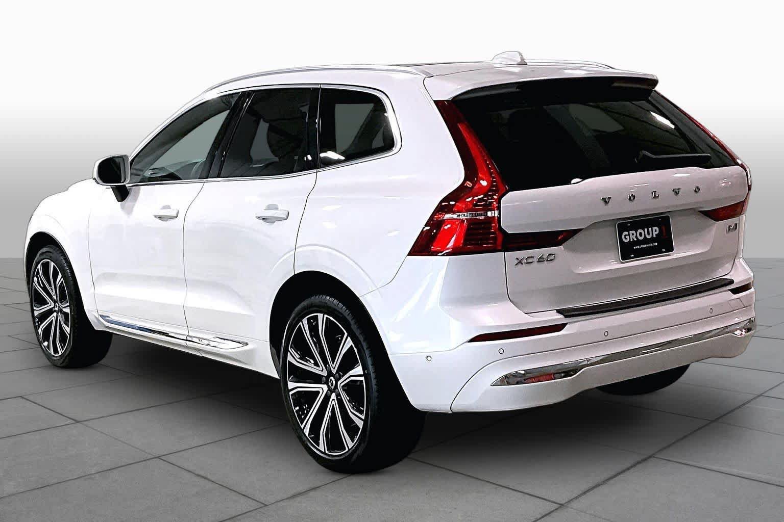 Used 2023 Volvo XC60 B6 Ultimate w/ Climate Package AWD/4WD image 12