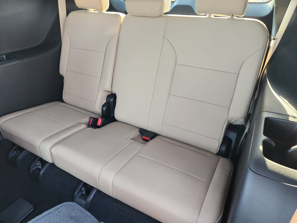 Used 2026 Buick Enclave Preferred w/ Power Package FWD image 22
