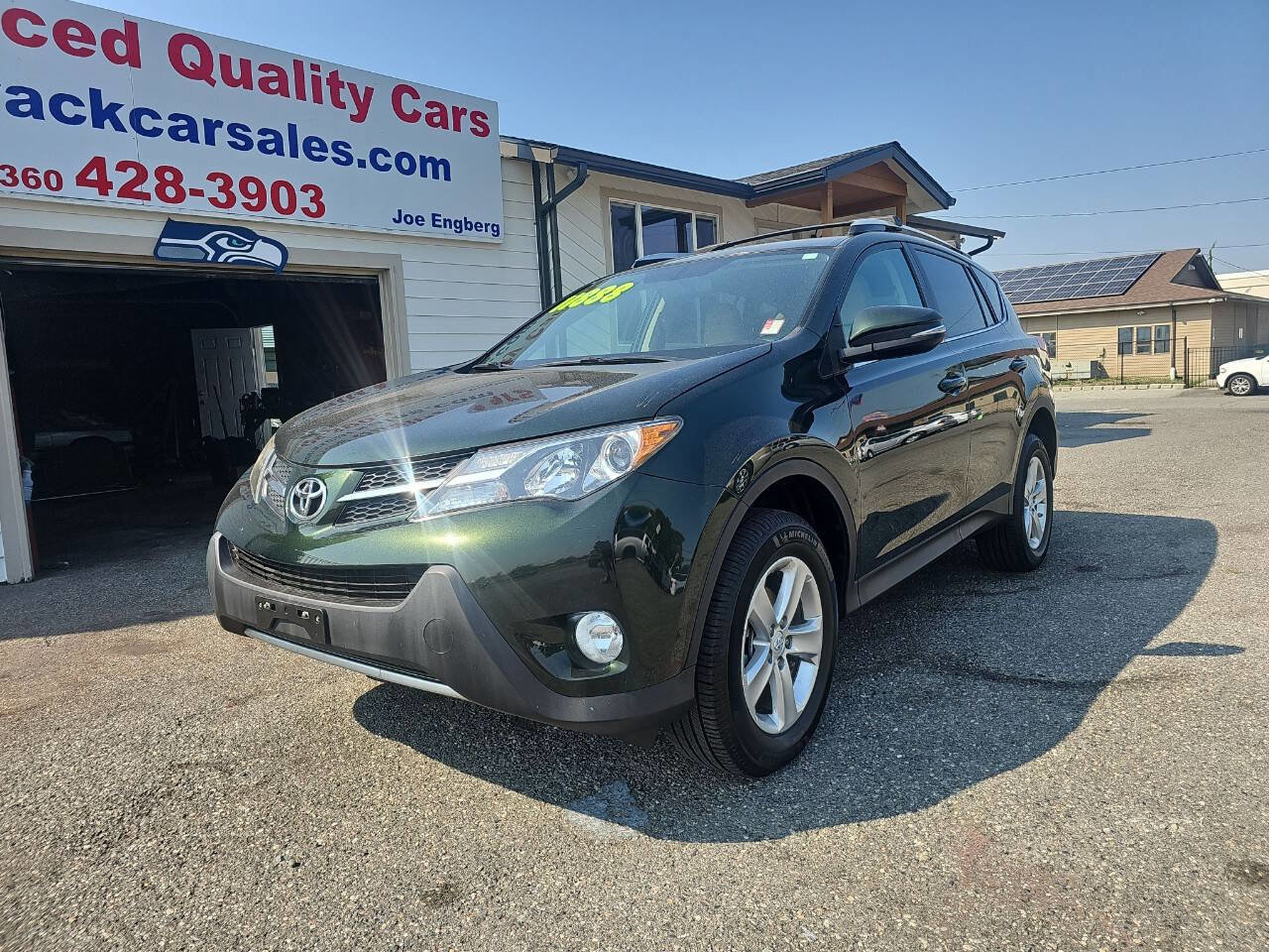 Used 2013 Toyota RAV4 XLE image 2