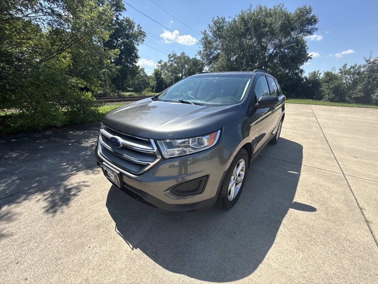 Used 2017 Ford Edge SE AWD/4WD image 1