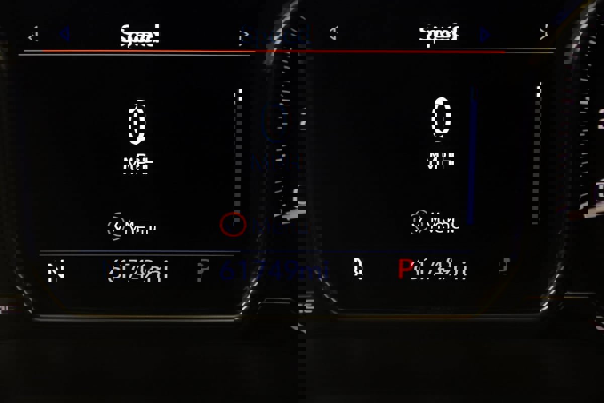 Used 2021 GMC Yukon Denali w/ Denali Premium Package image 38