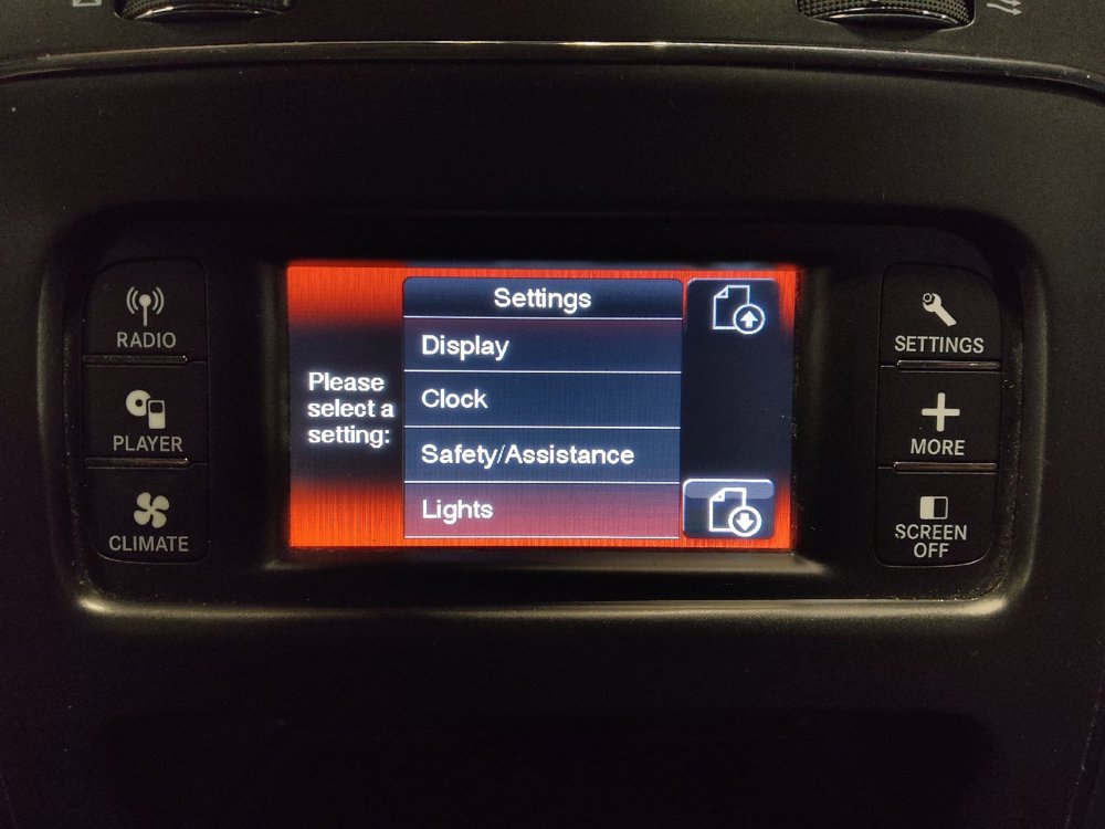 Used 2020 Dodge Journey SE w/ SE Popular Equipment Group image 25