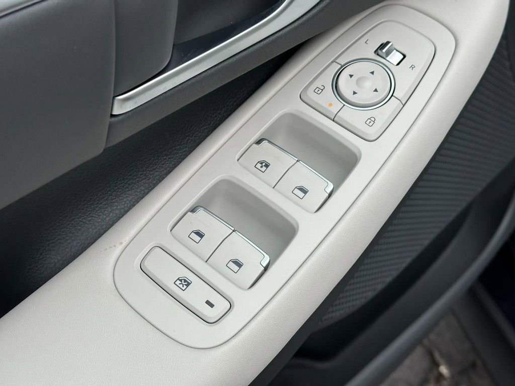 New 2026 Hyundai Sonata Blue FWD image 9