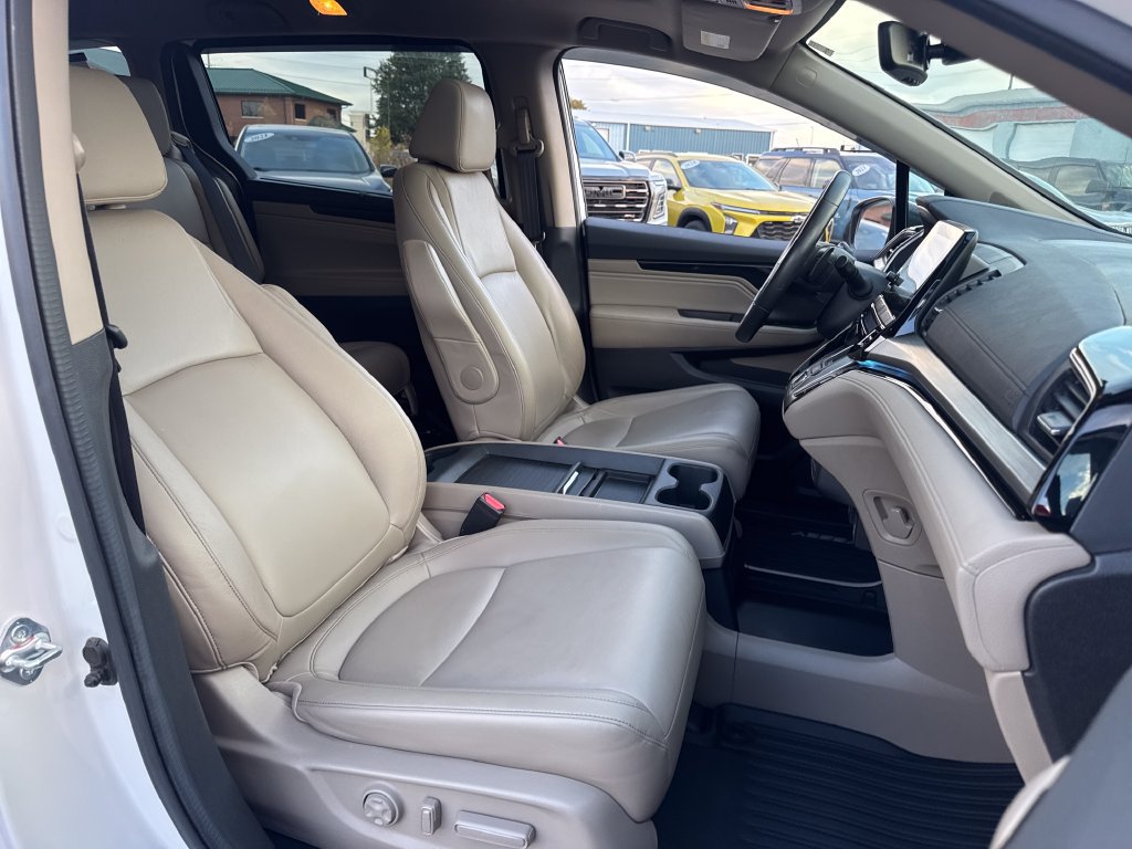 Used 2023 Honda Odyssey Touring image 10