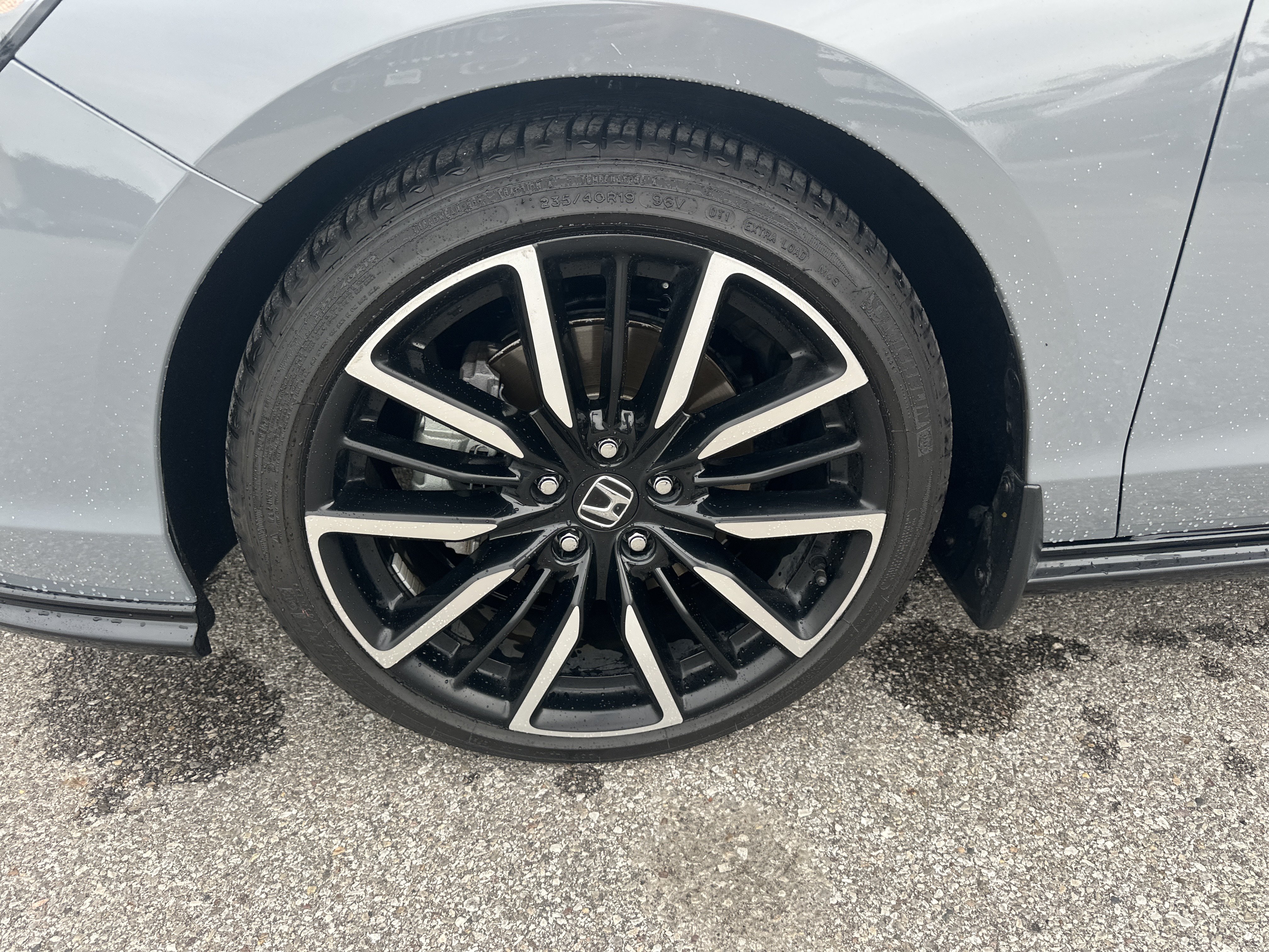 Certified 2024 Honda Accord Touring image 7