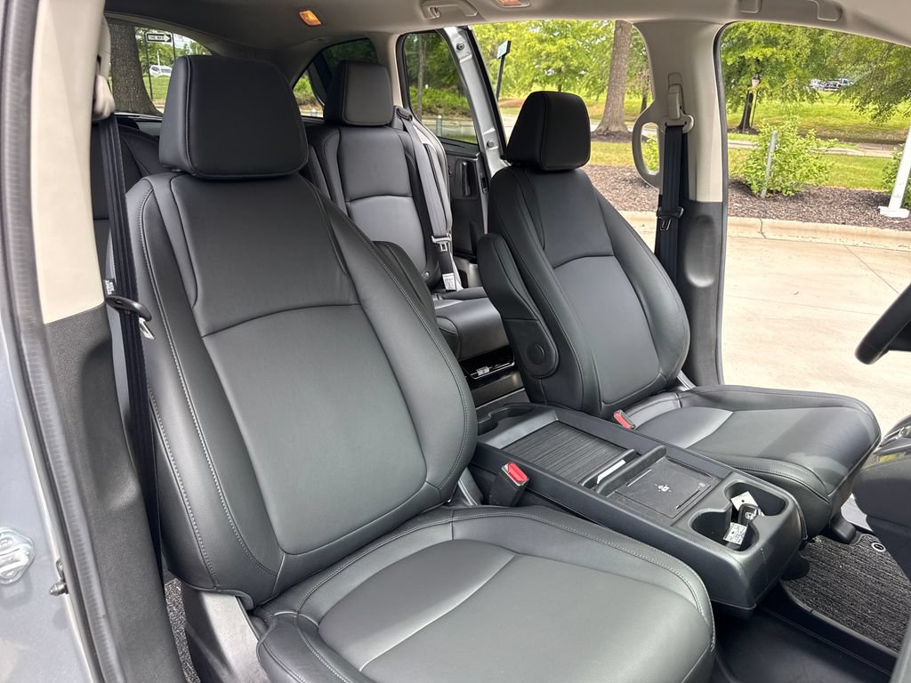 Certified 2026 Honda Odyssey EX-L image 35