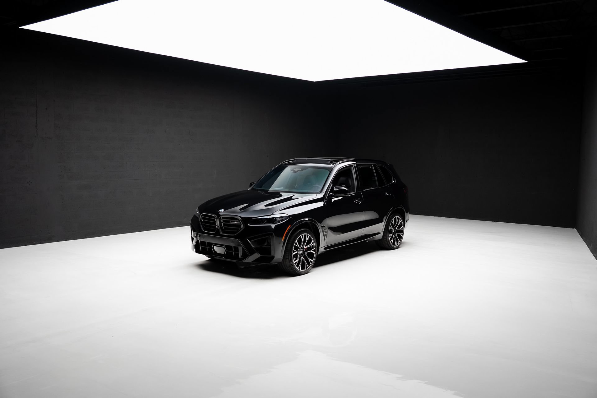 Used 2024 BMW X5 M Competition w/ Executive Package AWD/4WD image 87