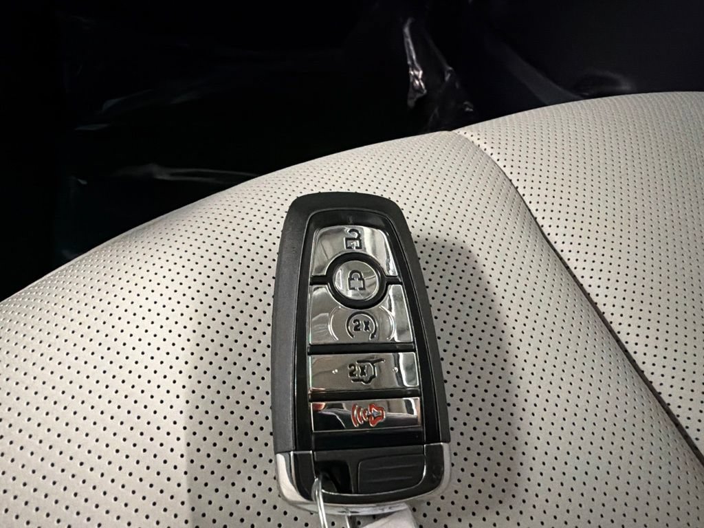 Used 2026 Lincoln Aviator AWD image 42