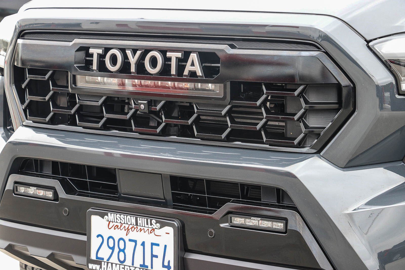 Certified 2025 Toyota Tacoma TRD Pro AWD/4WD image 11