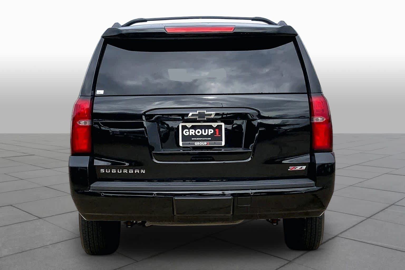 Used 2020 Chevrolet Suburban LT AWD/4WD image 5