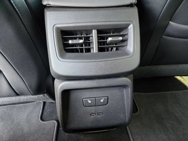 Used 2025 Chevrolet Equinox EV RS w/ Convenience Package II AWD/4WD image 15