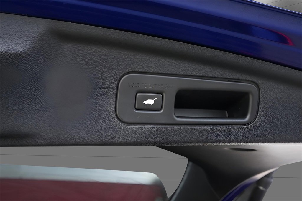 Used 2022 Acura MDX A-Spec image 65