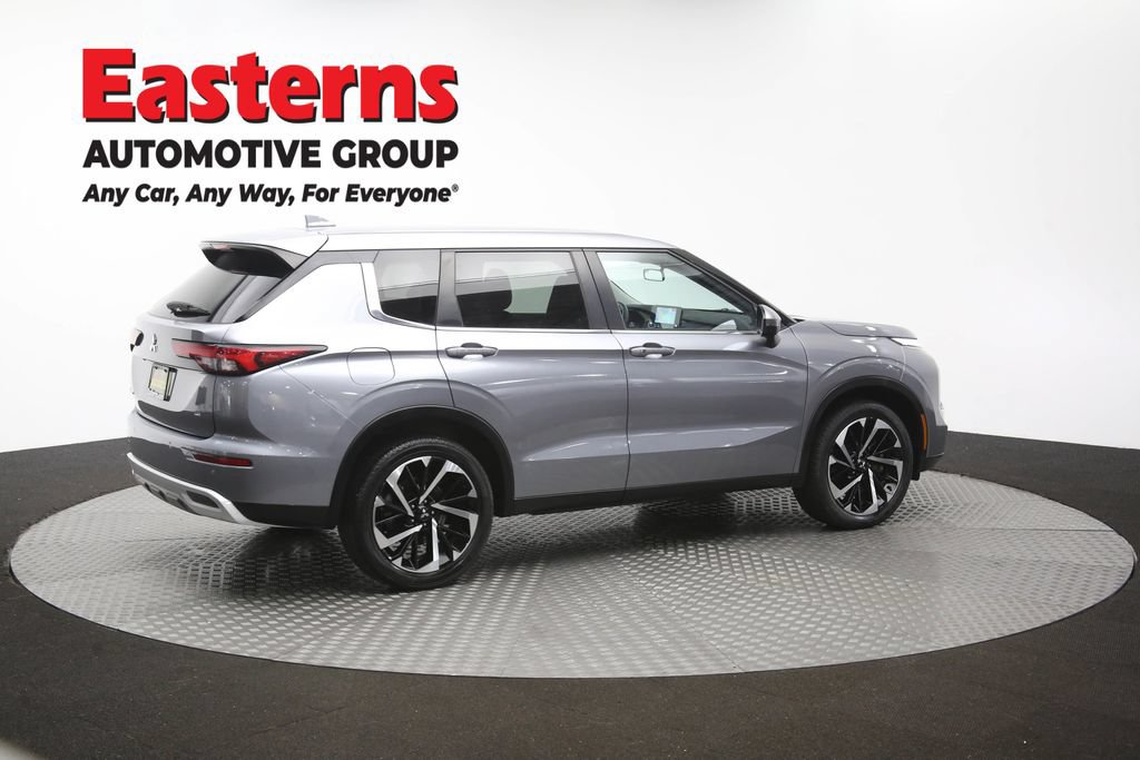 Used 2024 Mitsubishi Outlander SE FWD image 41
