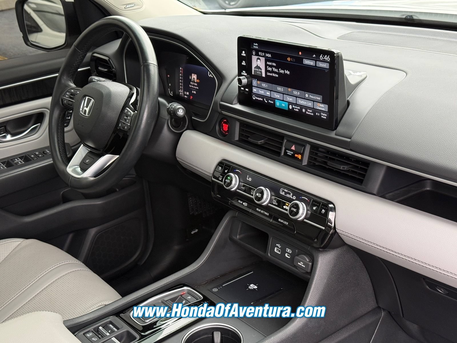 Certified 2025 Honda Pilot Elite image 11