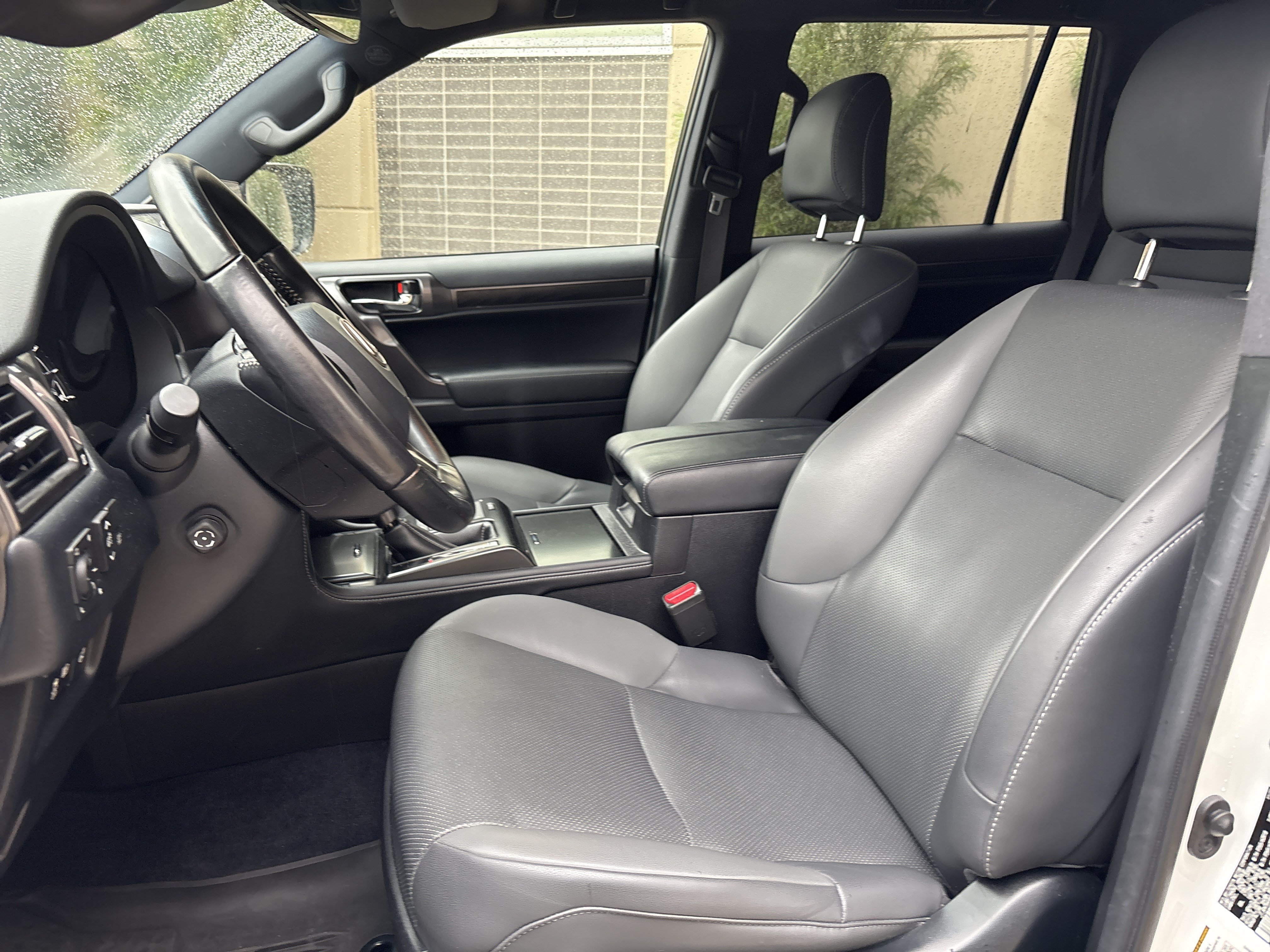 Used 2022 Lexus GX 460 w/ Black Line Special Edition AWD/4WD image 16