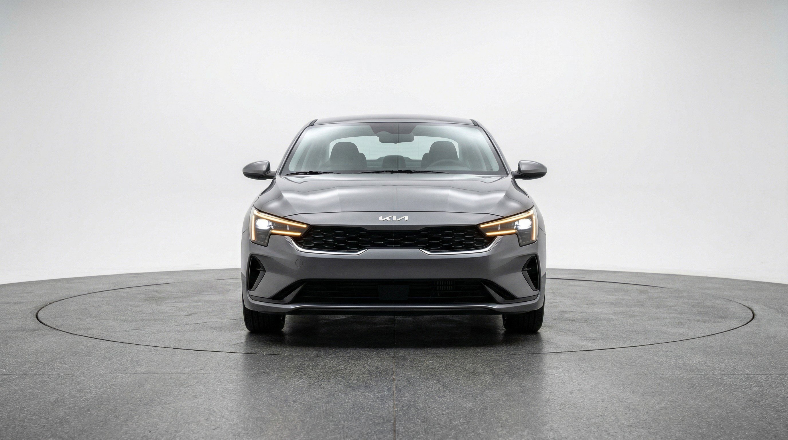 Used 2025 Kia K4 FWD image 2