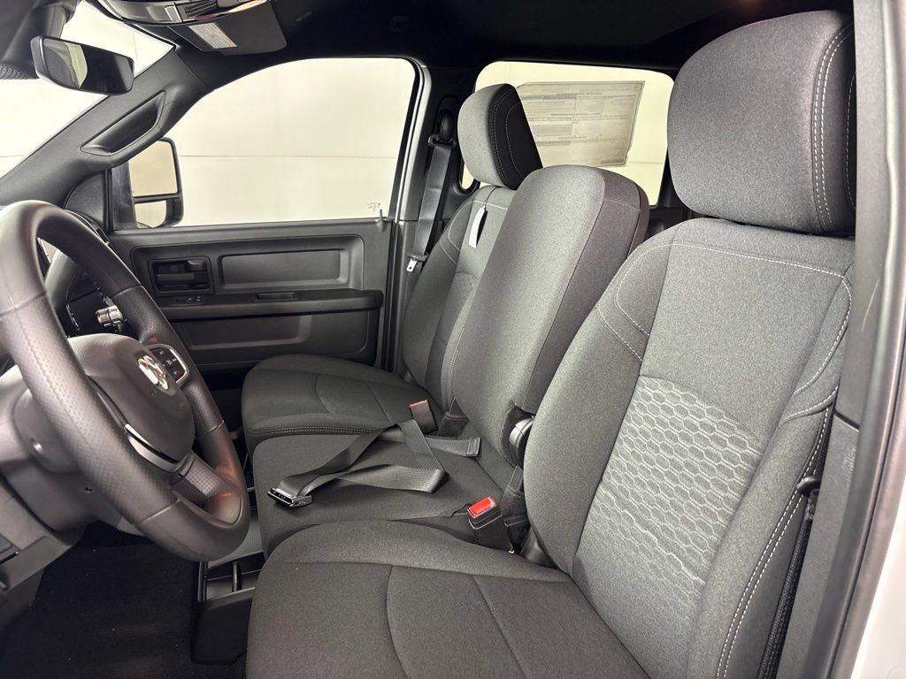 New 2027 RAM 3500 Tradesman AWD/4WD image 25