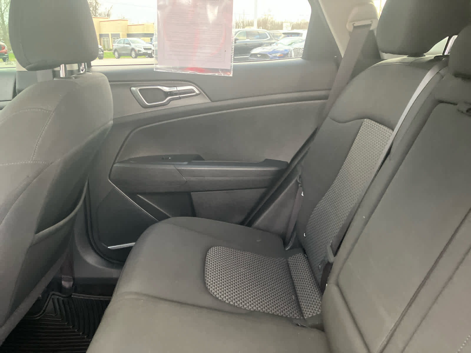 Used 2023 Kia Sportage LX image 29