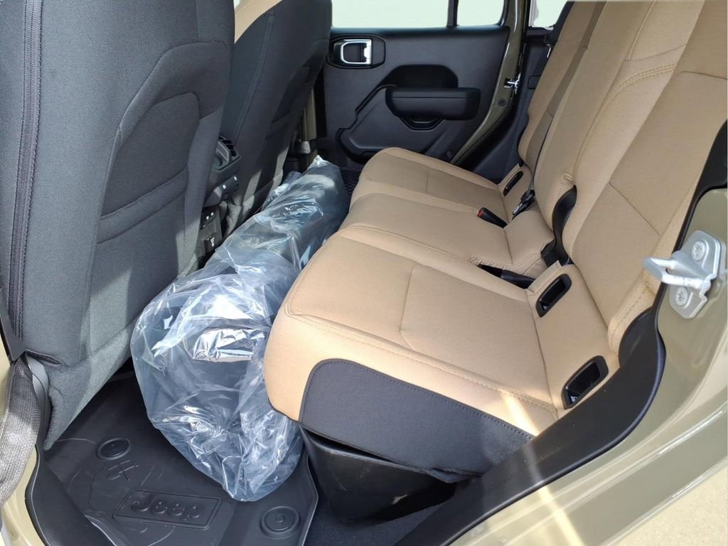 New 2026 Jeep Gladiator Willys image 10