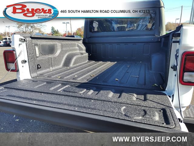 New 2026 Jeep Gladiator Sport AWD/4WD image 32