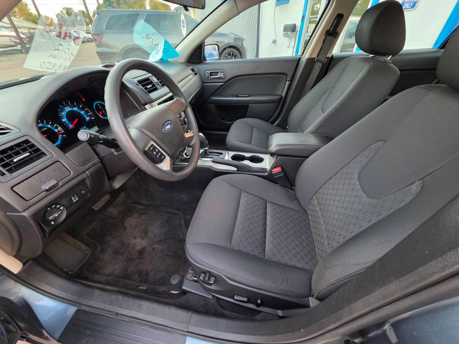 Used 2012 Ford Fusion SE FWD image 12