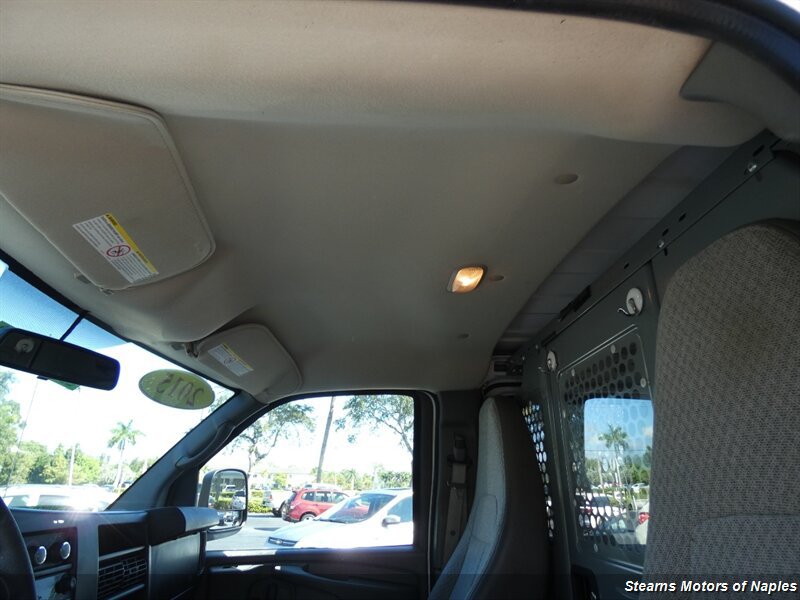 Used 2015 Chevrolet Express 2500 RWD image 31