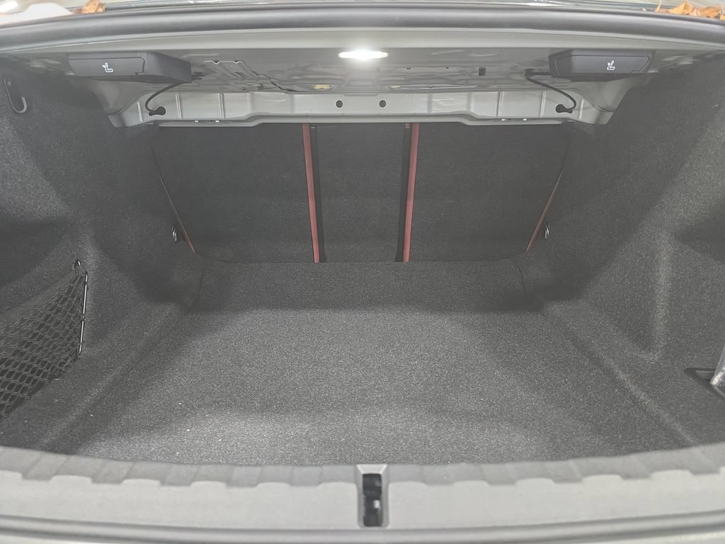 Certified 2023 BMW 330i Sedan w/ M Sport Package RWD image 11