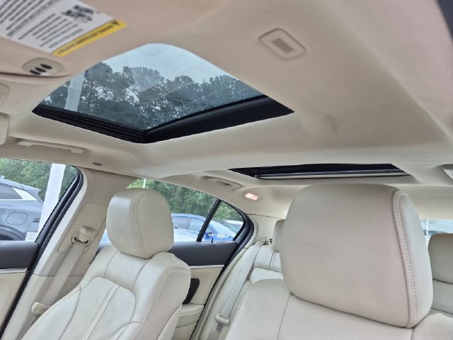 Used 2013 Lincoln MKS FWD image 12