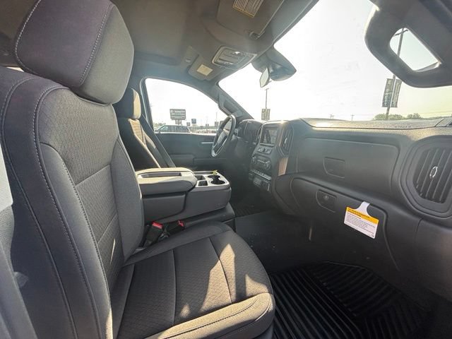 New 2026 Chevrolet Silverado 1500 Custom w/ Turbomax Blackout Package AWD/4WD image 16