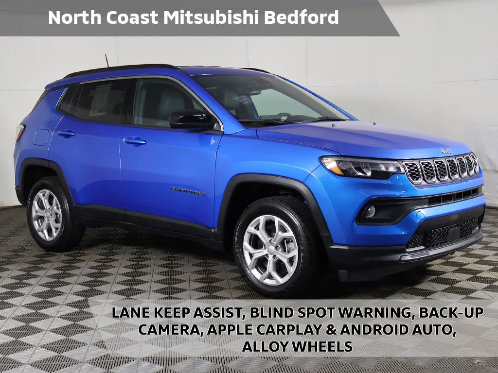 Used 2024 Jeep Compass Latitude AWD/4WD image 1