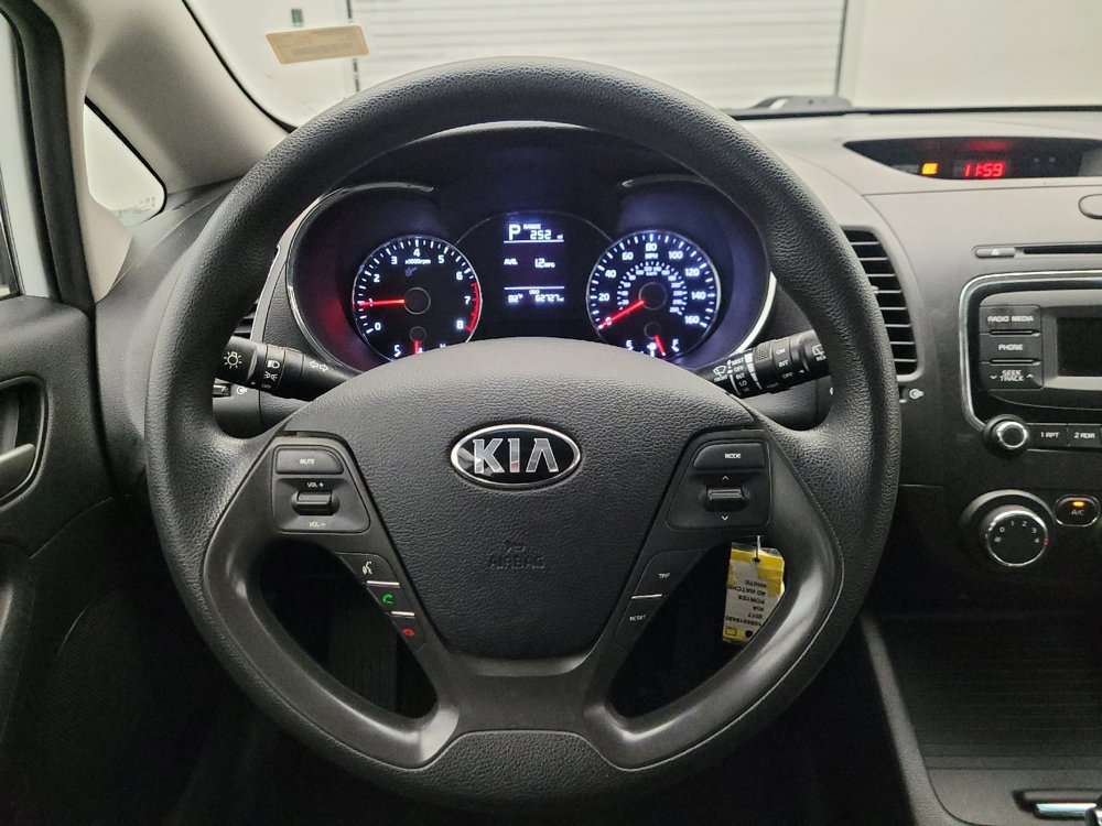 Used 2017 Kia Forte LX FWD image 22
