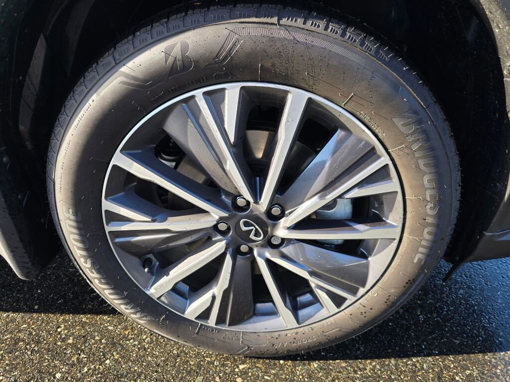 New 2026 INFINITI QX60 Luxe w/ Cargo Package image 9