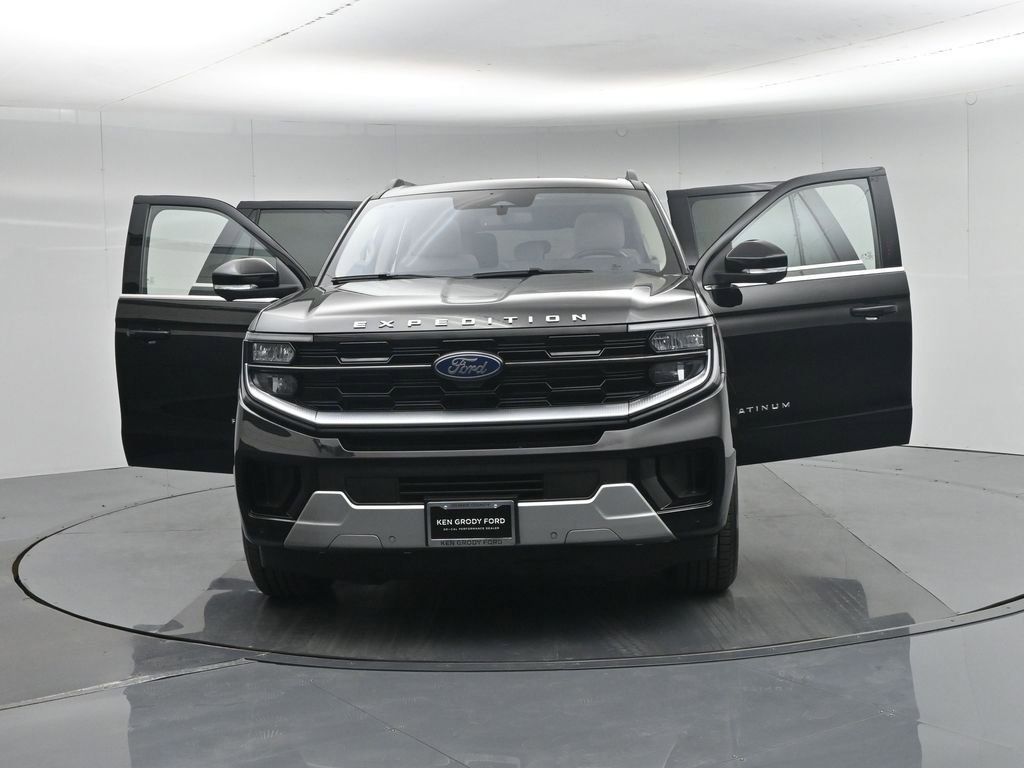 Certified 2025 Ford Expedition Max Platinum image 37